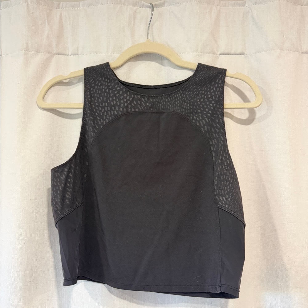 Lululemon size 10 Crop Top - Picture 2 of 5